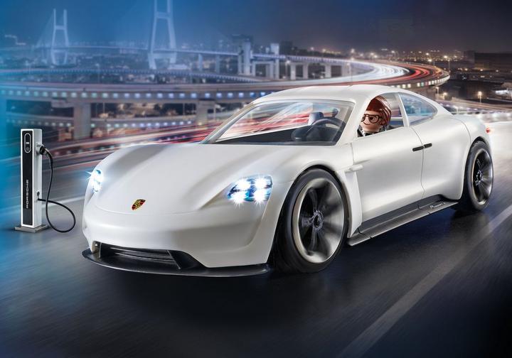 PLAYMOBIL: THE MOVIE Rex Dasher's Porsche Mission E