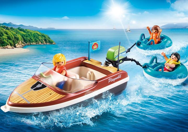 Speedboat with Tube Riders