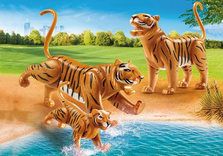 Tigers with Cub