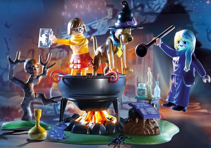 SCOOBY-DOO! Adventure in the Witch's Cauldron