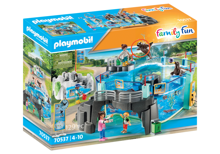 Day at The Aquarium – box_front