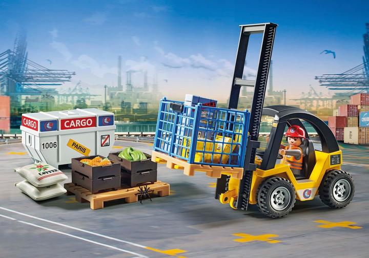 Forklift truck with cargo